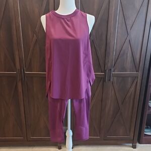 Athleta Velvet Plum Mesh Contender Capri And Zephyr Tank Set